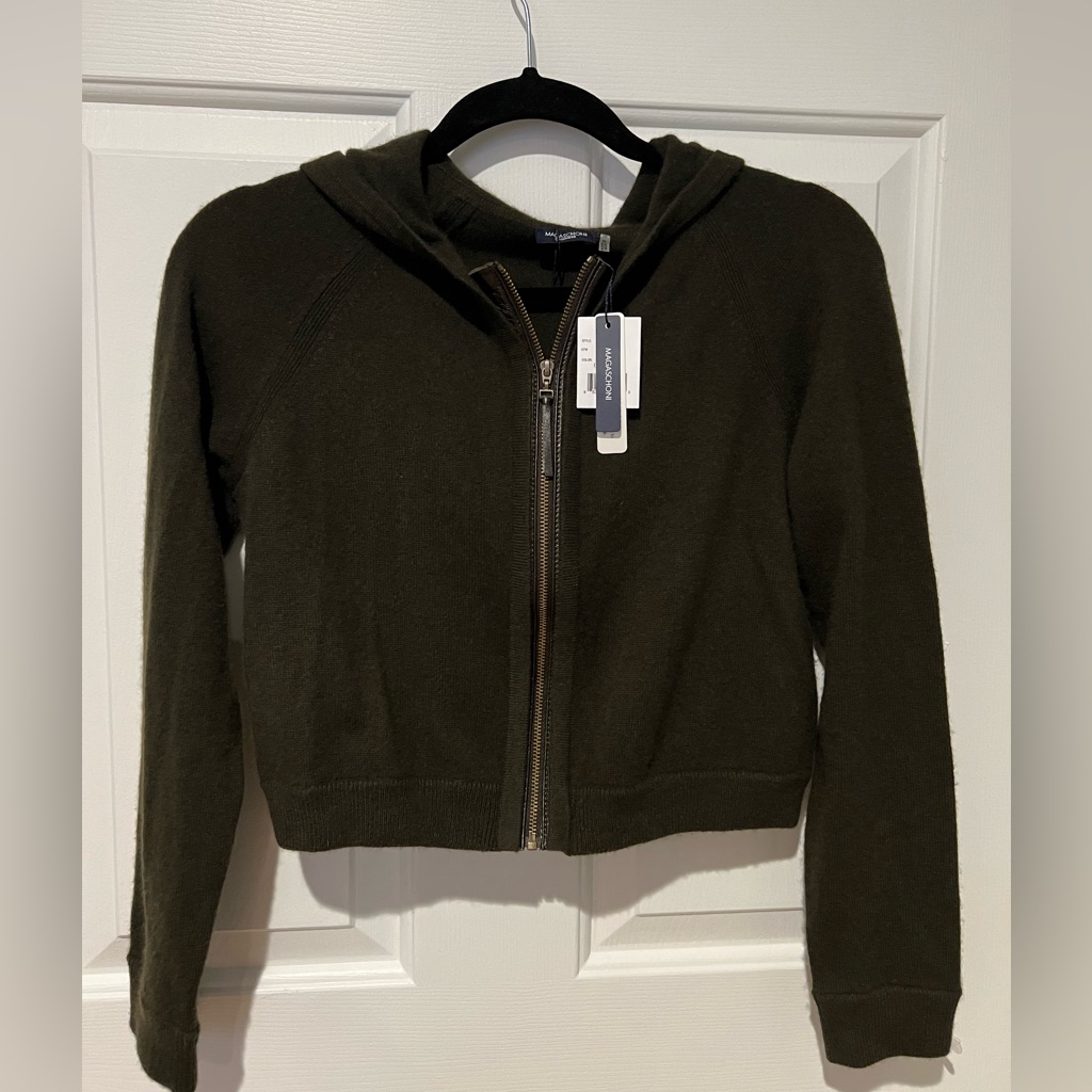 Women’s Cashmere And Leather Women’s Zip Up Crop Top. S